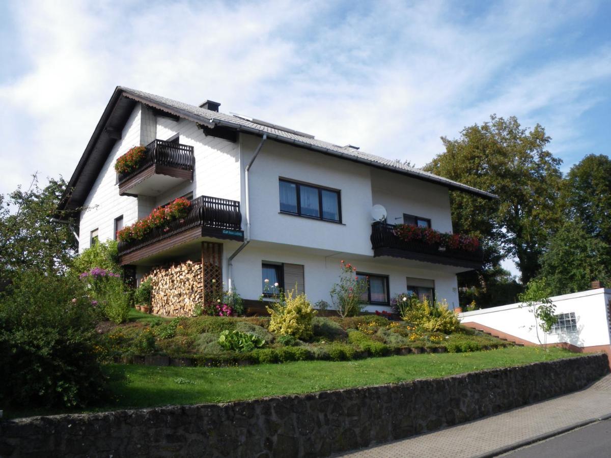 שוטן Pension Haus Ludwig מראה חיצוני תמונה